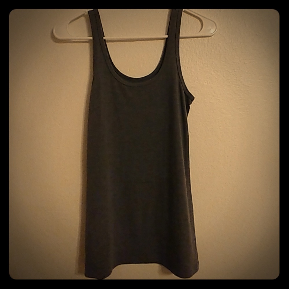 Grey tank top